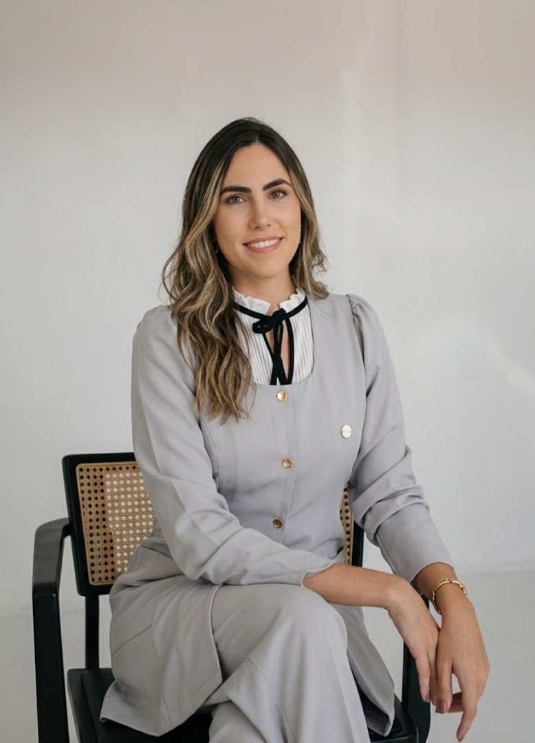 Dra. Eduarda Cunto — Psiquiatra em Juiz de Fora